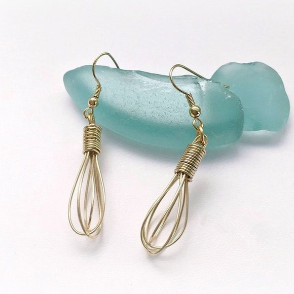 Artisan Boutique Jewelry - Unique Cooks Kitchen Whisk Dangle Pierced Earring